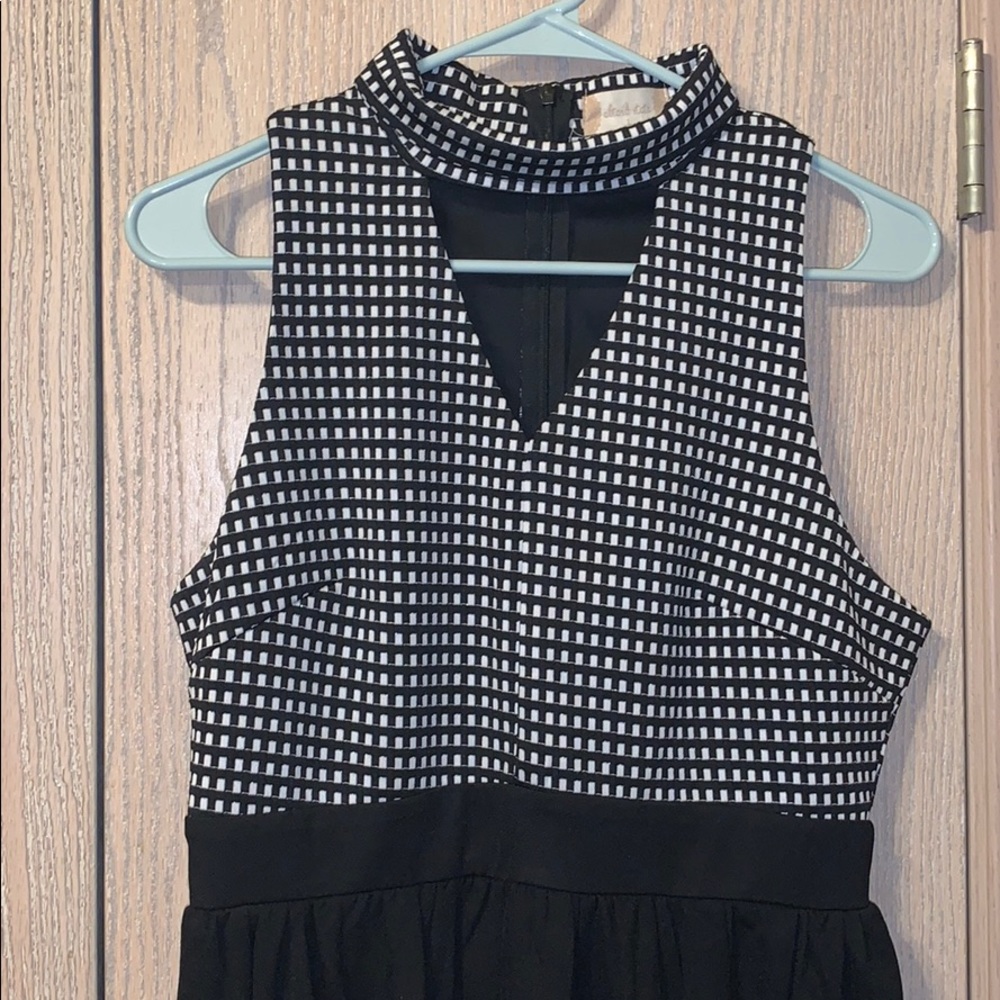 Black and white short dress